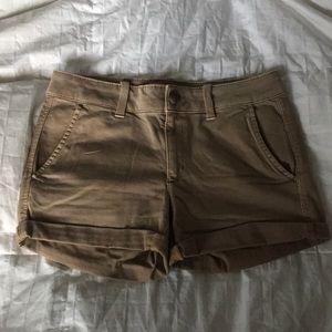 American Eagle khaki shorts